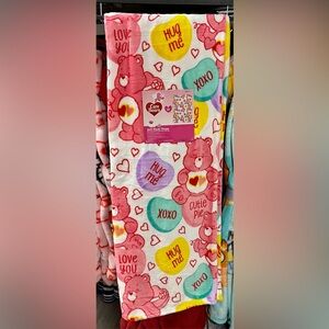 NEW RELEASE carebears valentine plush blanket throw